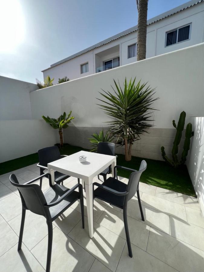 Corralejo Bristol Terrace Apartment Con Giardino Privato Esterno Esterno foto